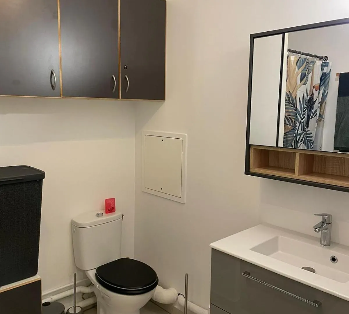 Chevilly Cosy Apartment France